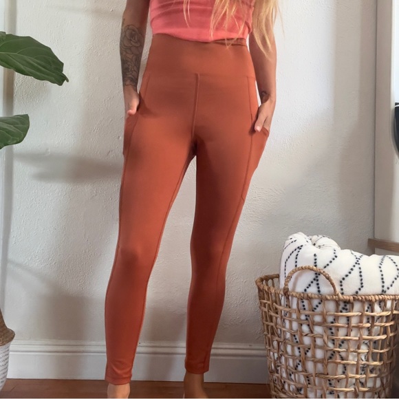 American Eagle Outfitters Pants - American Eagle The Everything Pocket Legging Super Hi Rise